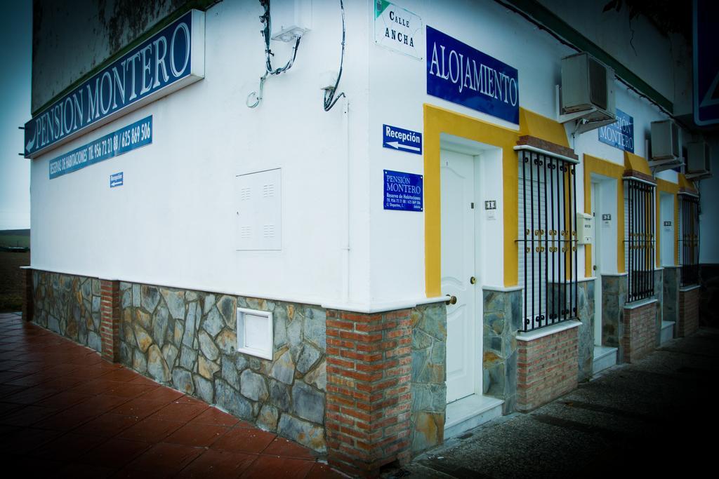 Pension Montero Jedula Luaran gambar
